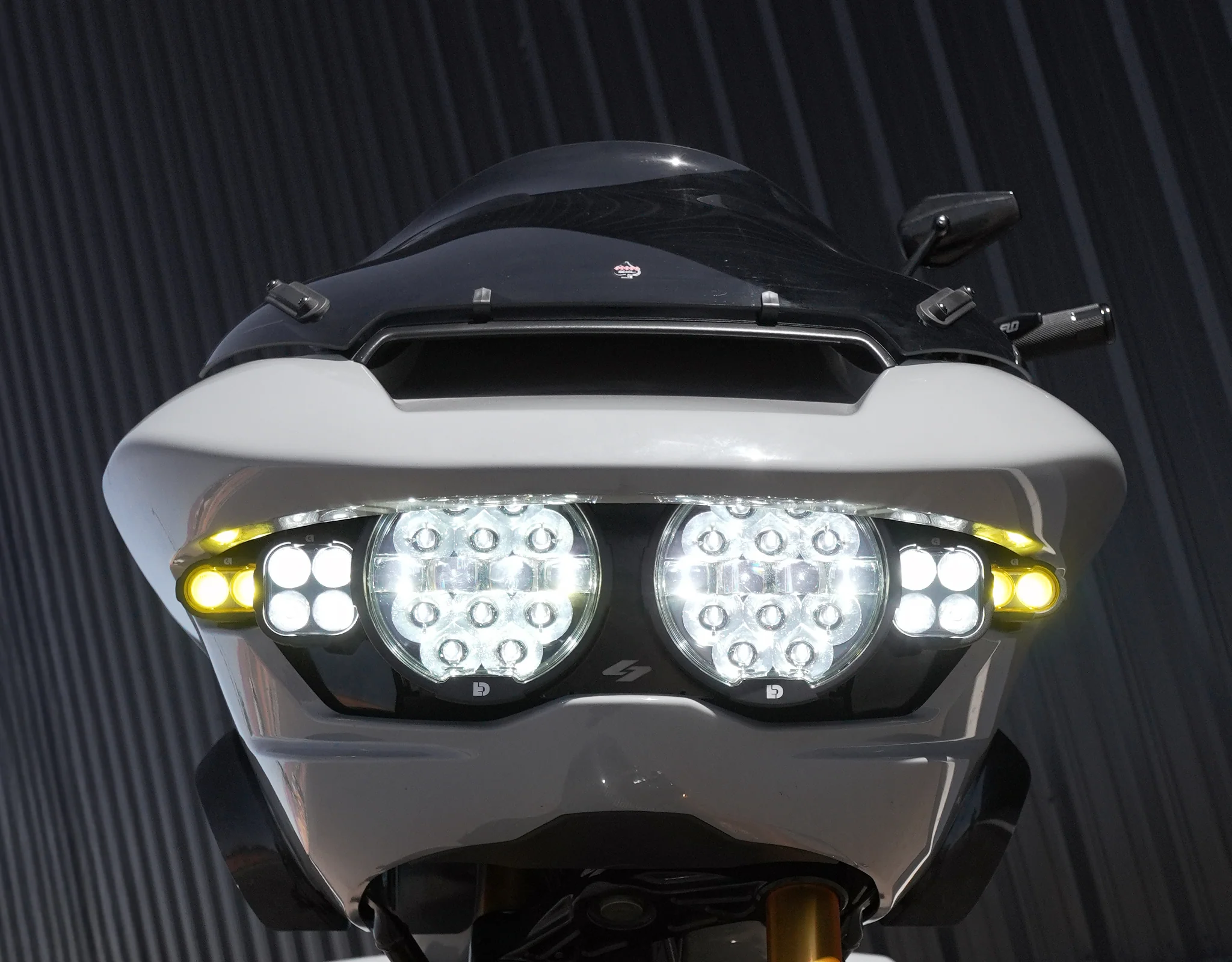 Full Deck Headlight Kit with Denali Lighting for '24-26 Harley-Davidson Road Glide by Kraus Motor Co - Image 3