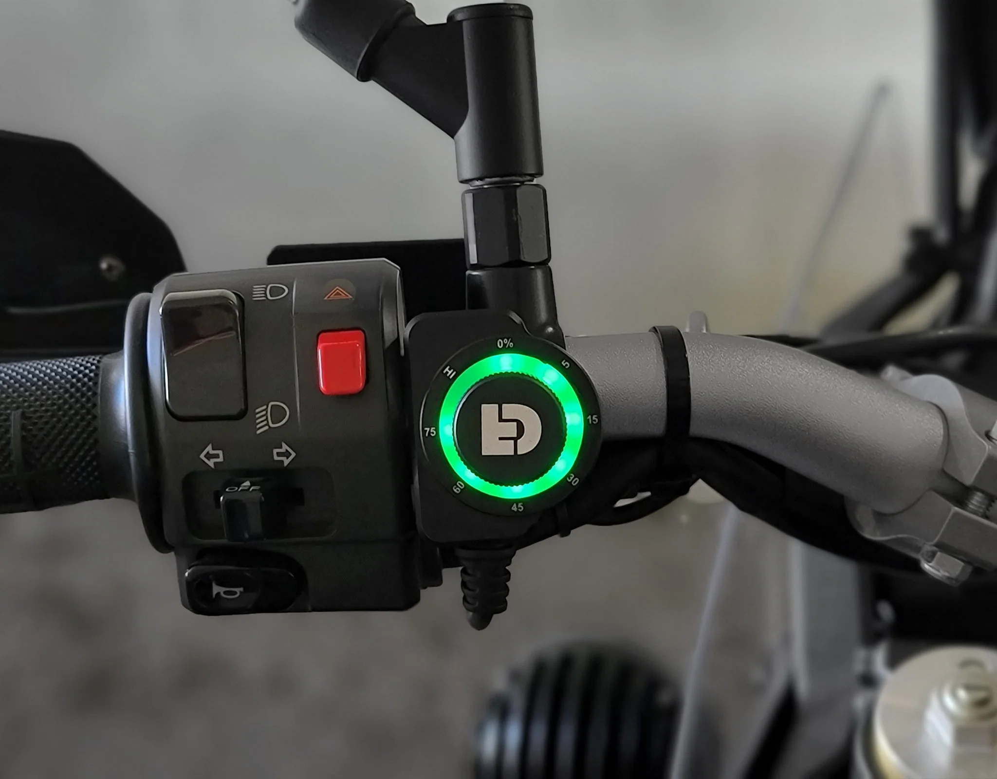 DialDim™ Lighting Controller - Universal Fit - Image 2