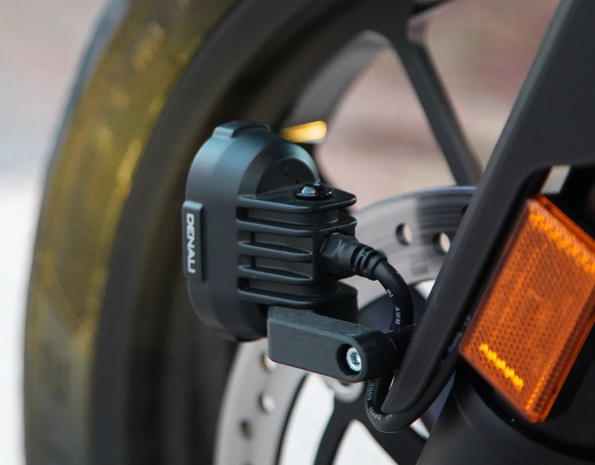 DL2 Fender-Mounted Motorcycle Driving Light Kit (Clear, Amber, or Yellow) - Image 8