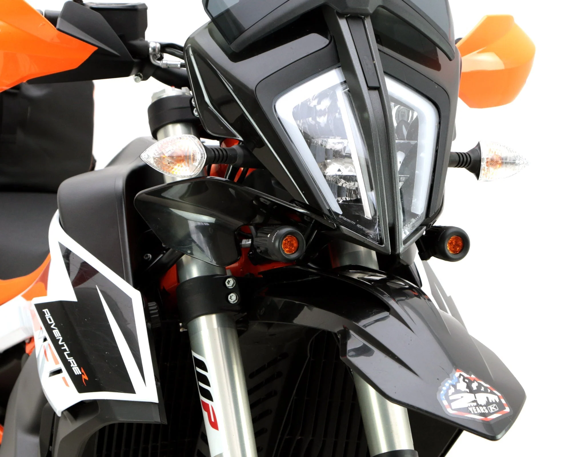 DM Amber LED Light Kit with Mount for KTM 790 Adventure - Image 3