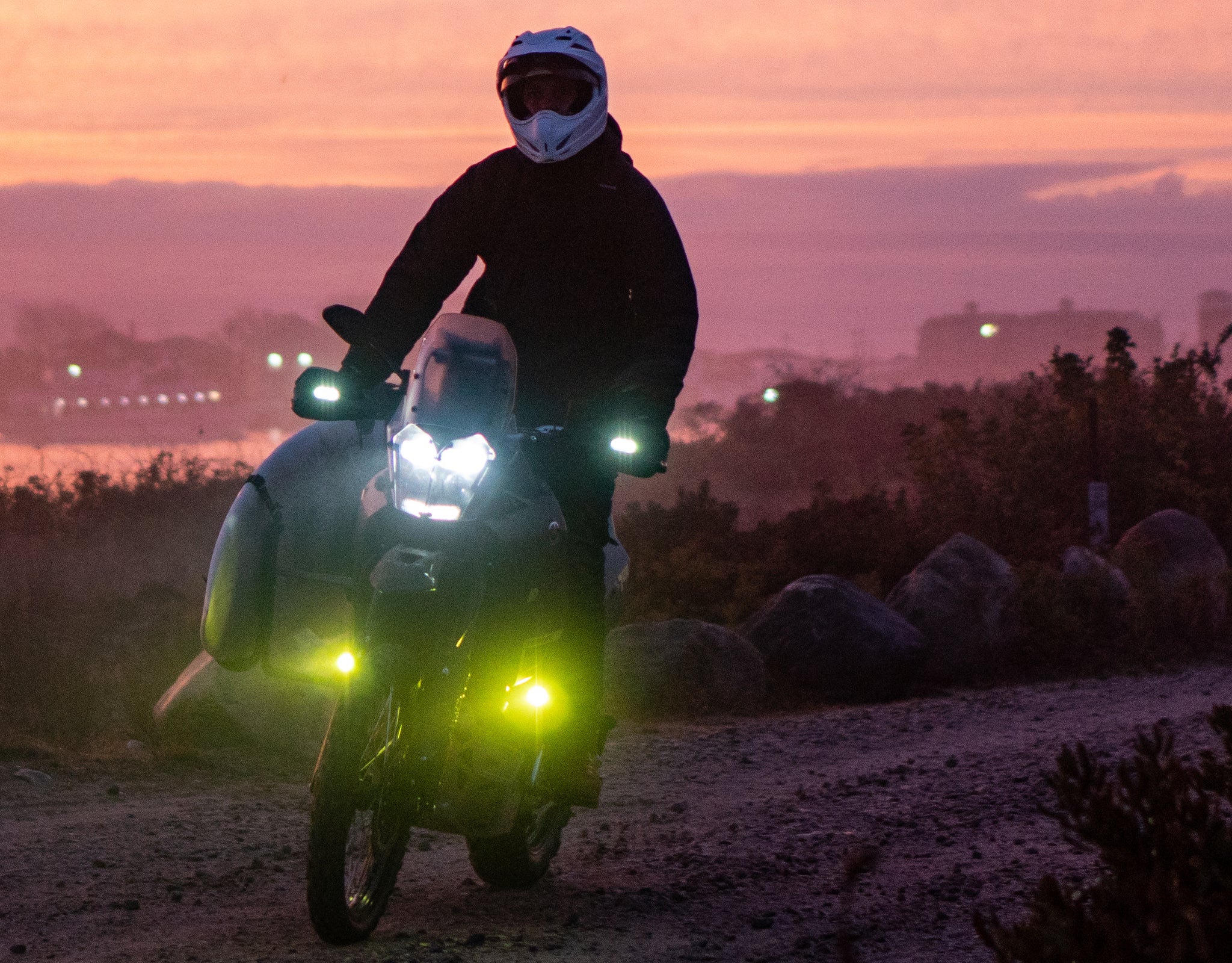 DM LED Light Pods with DataDim™ Technology - Image 13