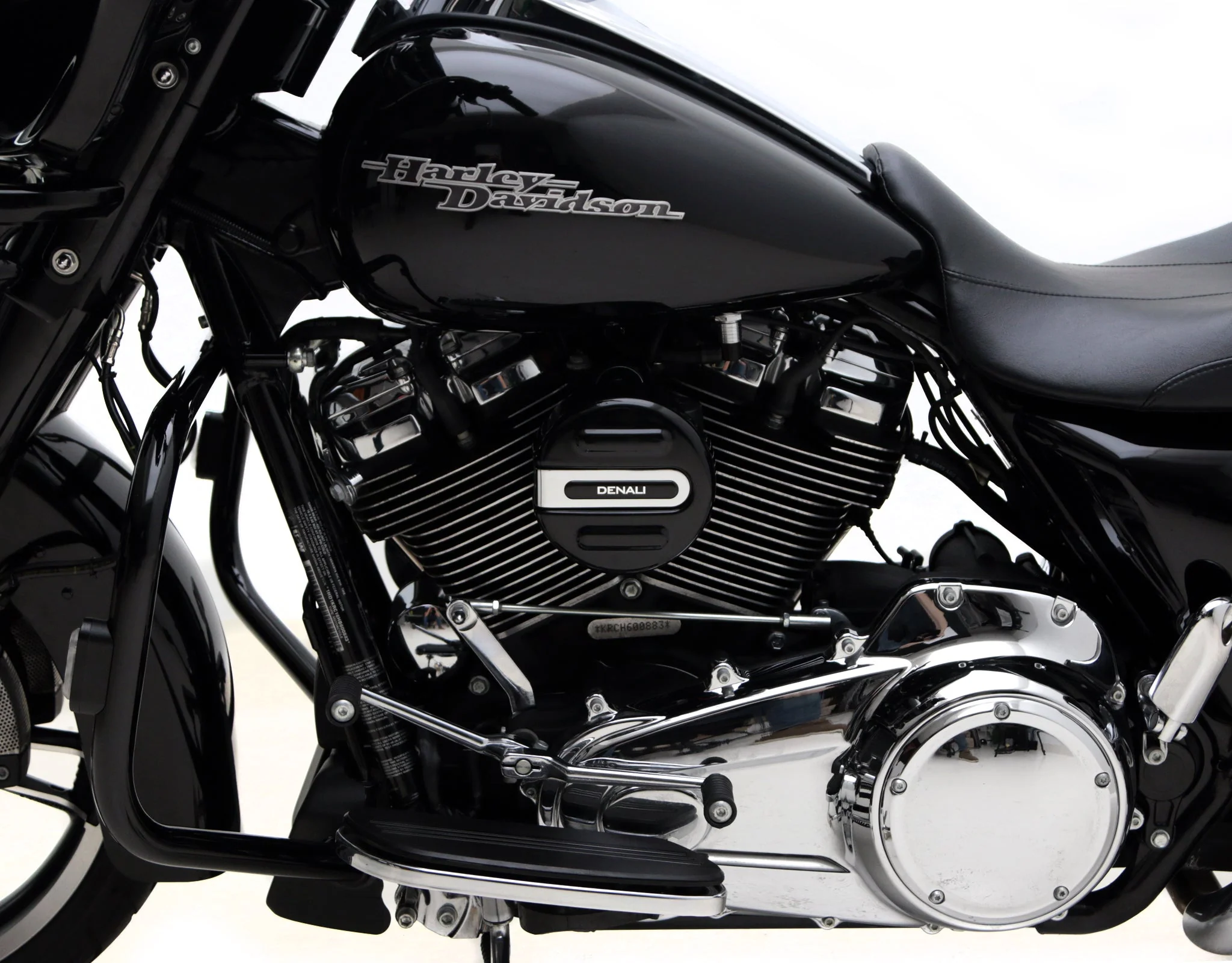 SoundBomb™ V-Twin Dual-Tone Air Horn with Cover - Image 13