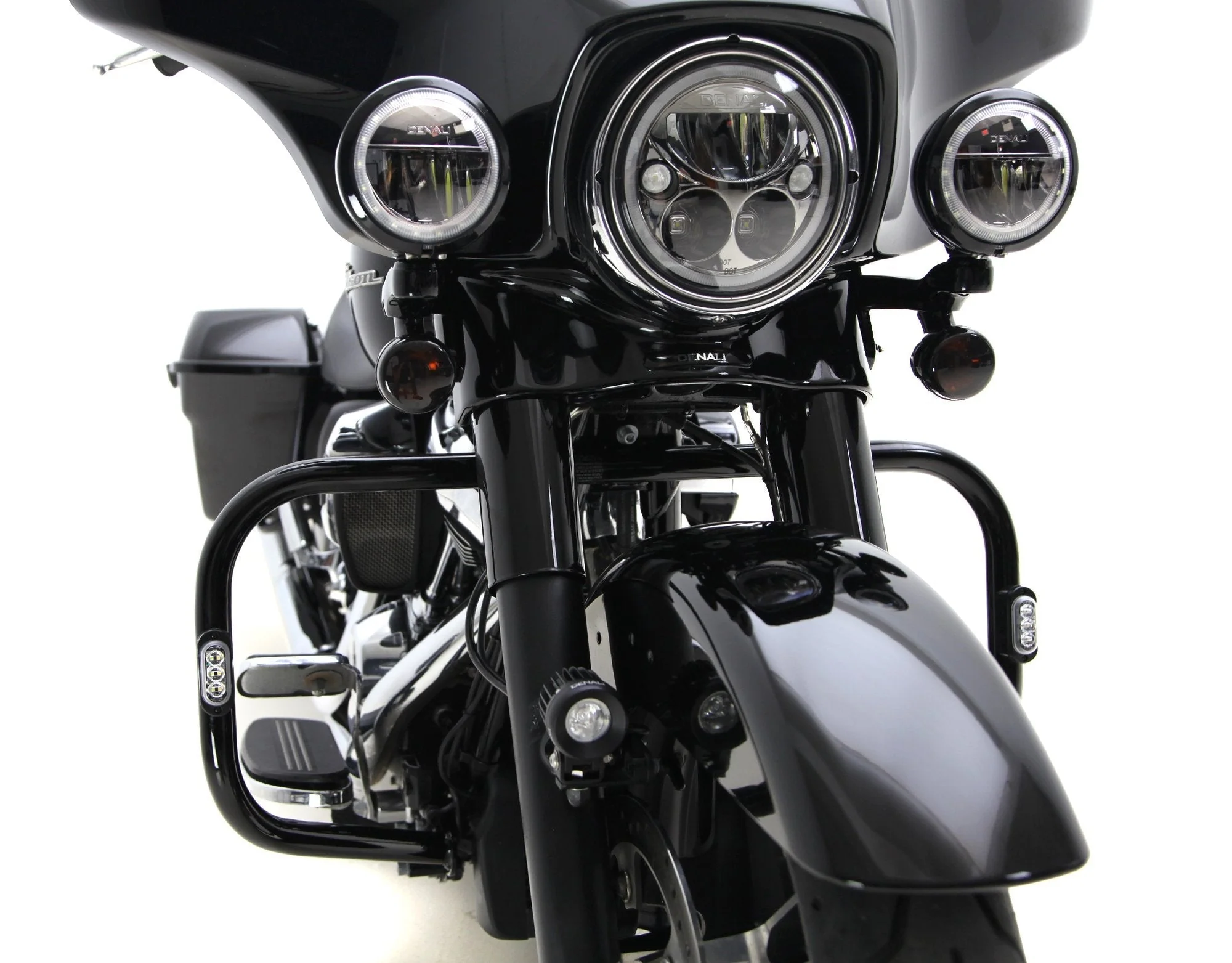 T3 Front Switchback LED Turn Signal Pod with V-Twin Engine Guard Mount - Image 2