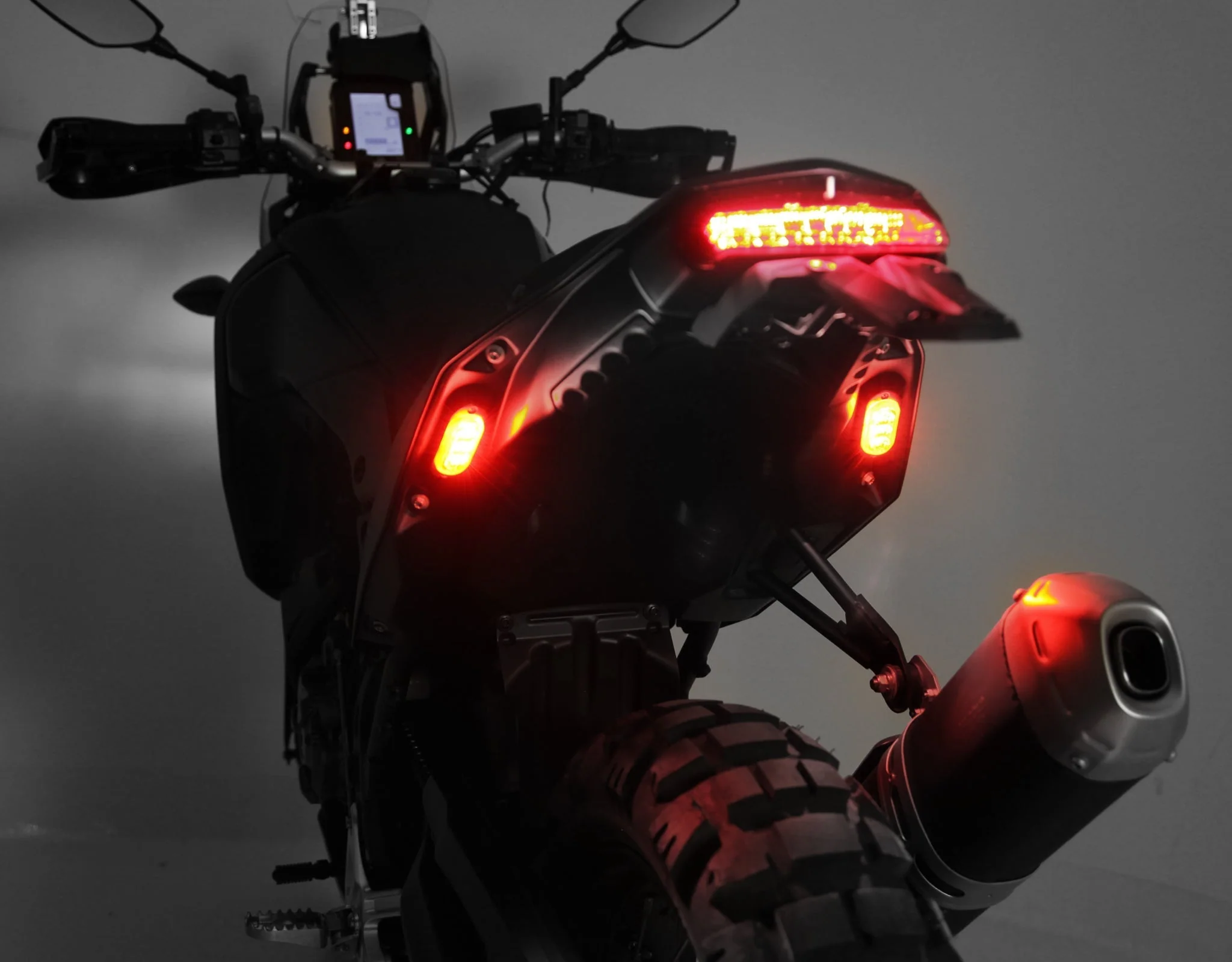 T3 Modular Switchback Signal Pods - Rear - Image 13