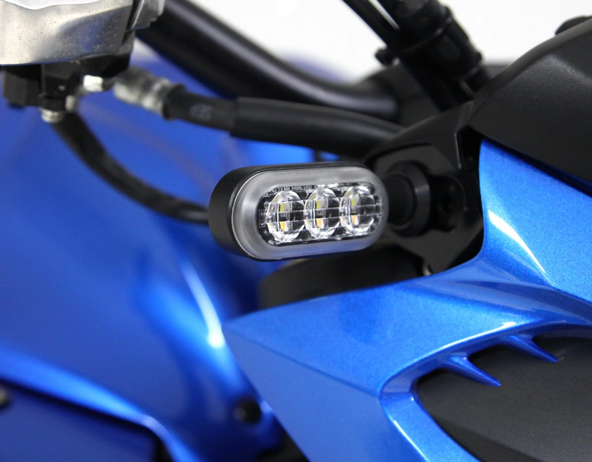 T3 Switchback M8 LED Turn Signals - Front - Image 7