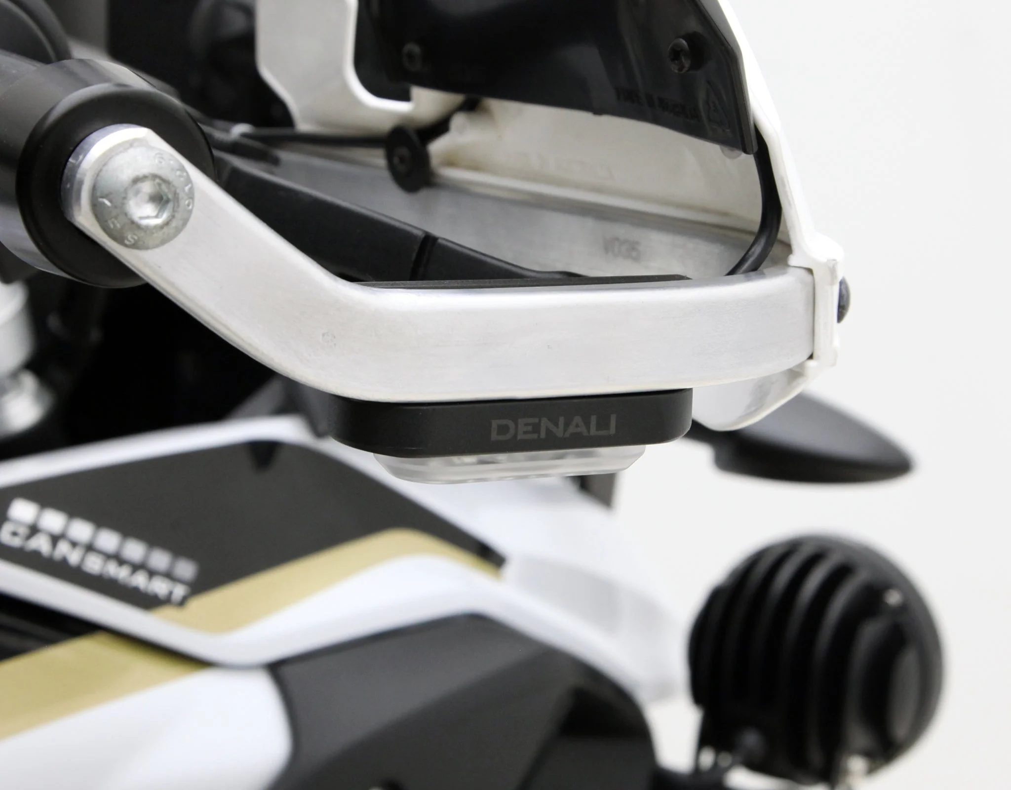 T3 Ultra-Viz 4-in-1 Motorcycle Safety & Visibility Lighting Kit - Image 9